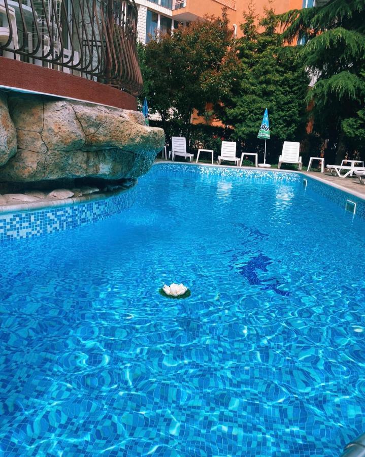 Hotel Dolphin Ravda Extérieur photo