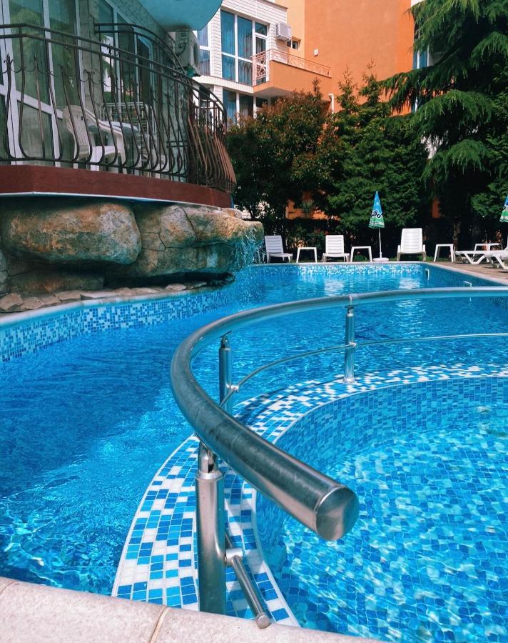 Hotel Dolphin Ravda Extérieur photo